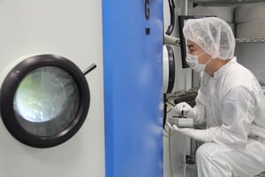 Optical Coating Clean Room